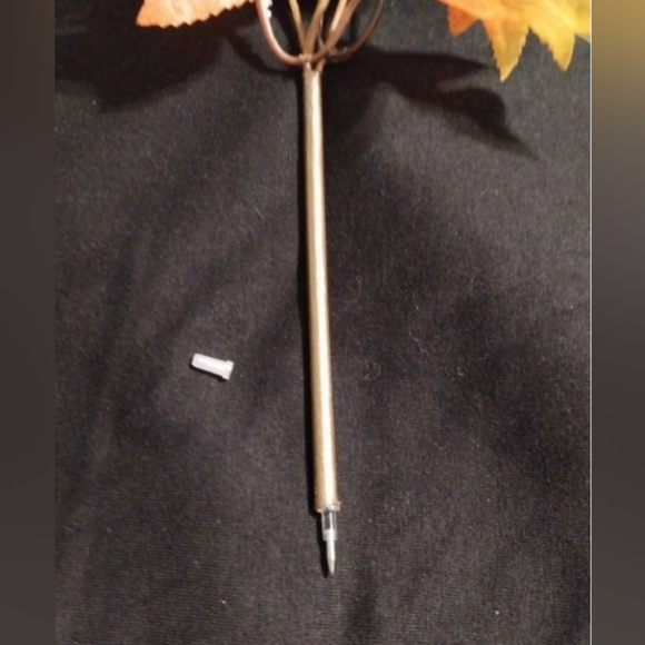Fall Pens - Picture 3 of 4